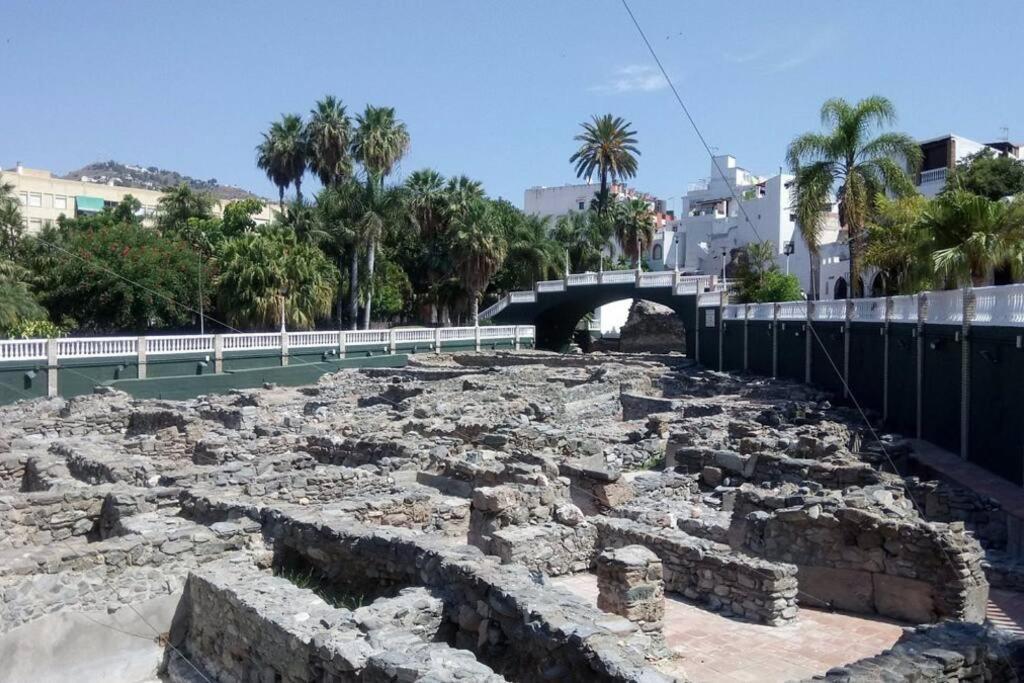 Las Gondolas Y El Mar Almuñécar Zewnętrze zdjęcie